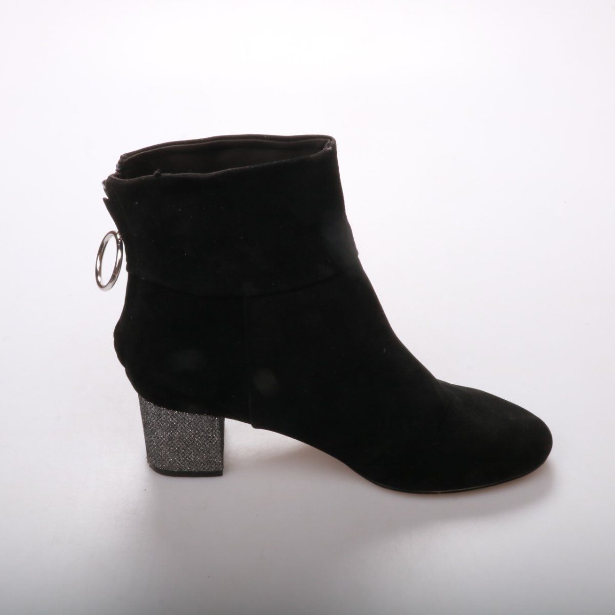 ботильоны не указано