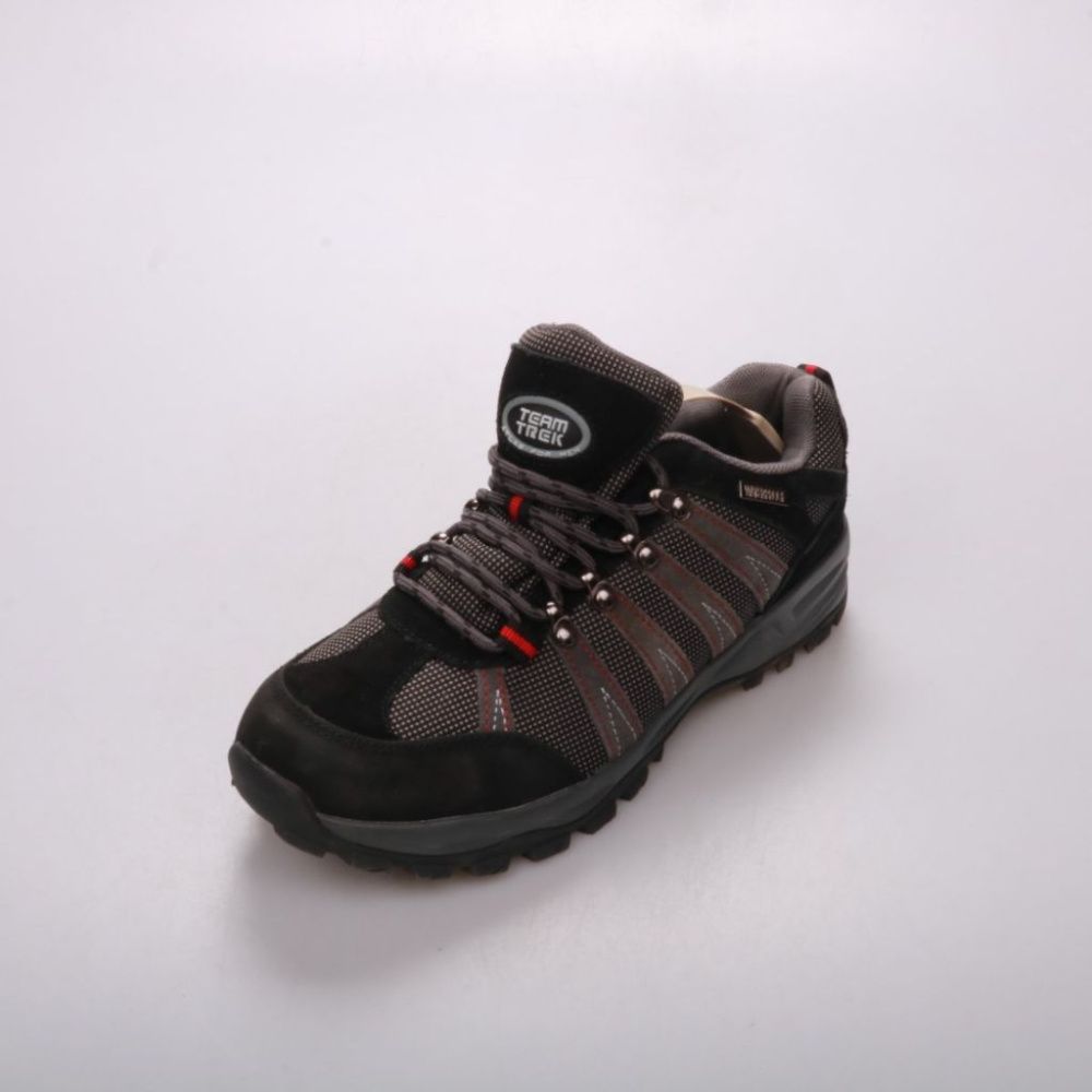 кроссовки Atlas