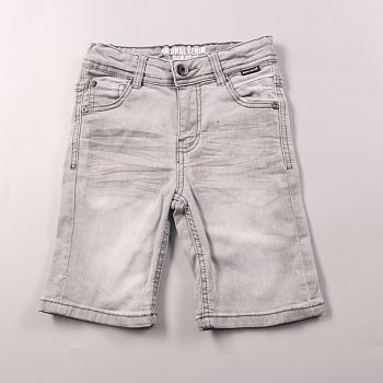 шорты не указано